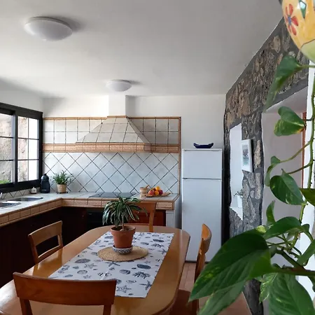 Prázdninový dům Casa El Olivo Panoramic Views La Asomada (Lanzarote)